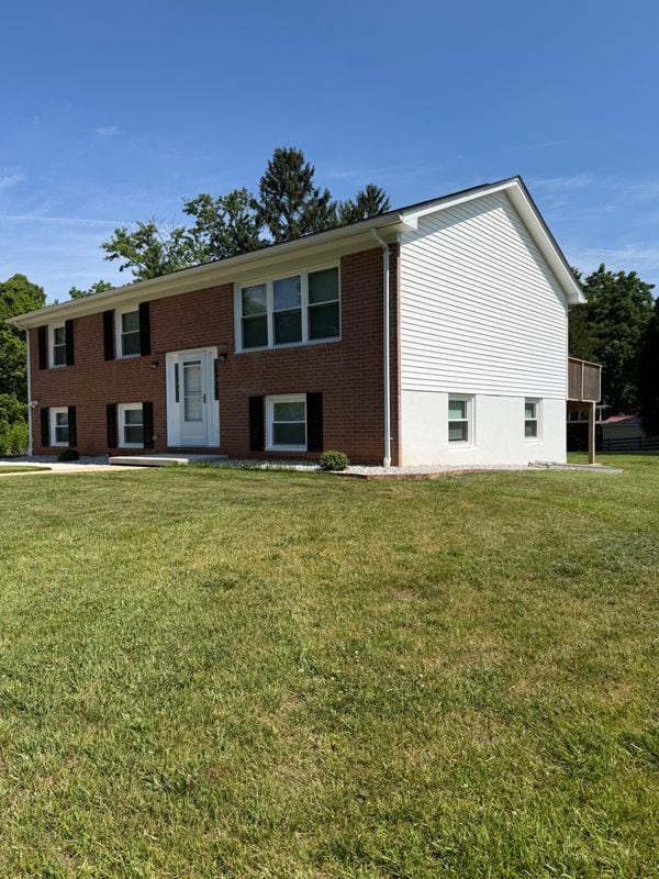 Building Photo - 2314 Cox Rd