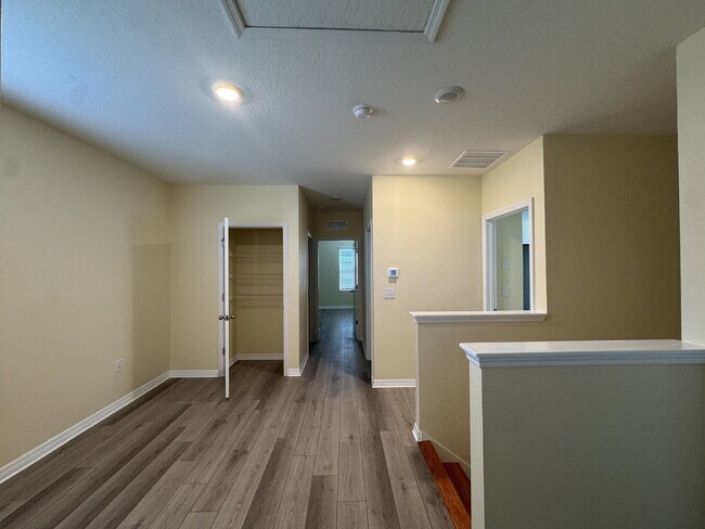 Building Photo - 32562 Canyonlands Dr