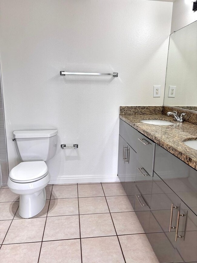 Building Photo - Welcome to 955 Figueroa Terrace.