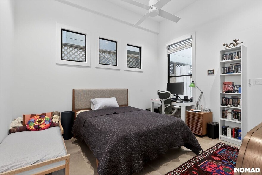 Building Photo - 2225 Hopkins St