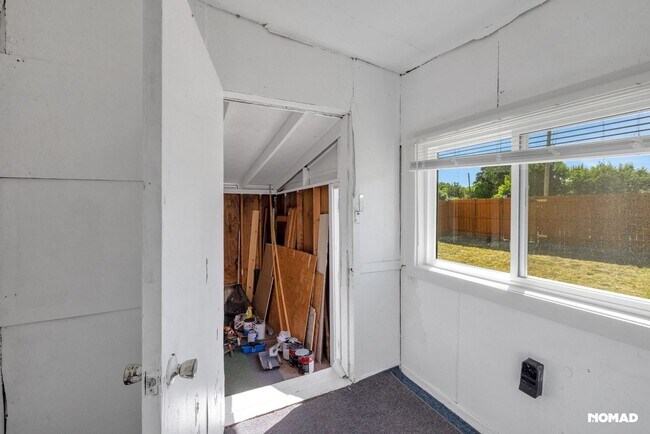 Building Photo - Charming 3BR House in Walnut Grove