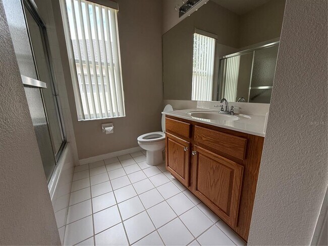 Building Photo - 4350 Hammersmith Dr