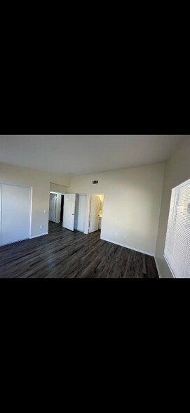 Building Photo - 16385 Orange Blossom Way
