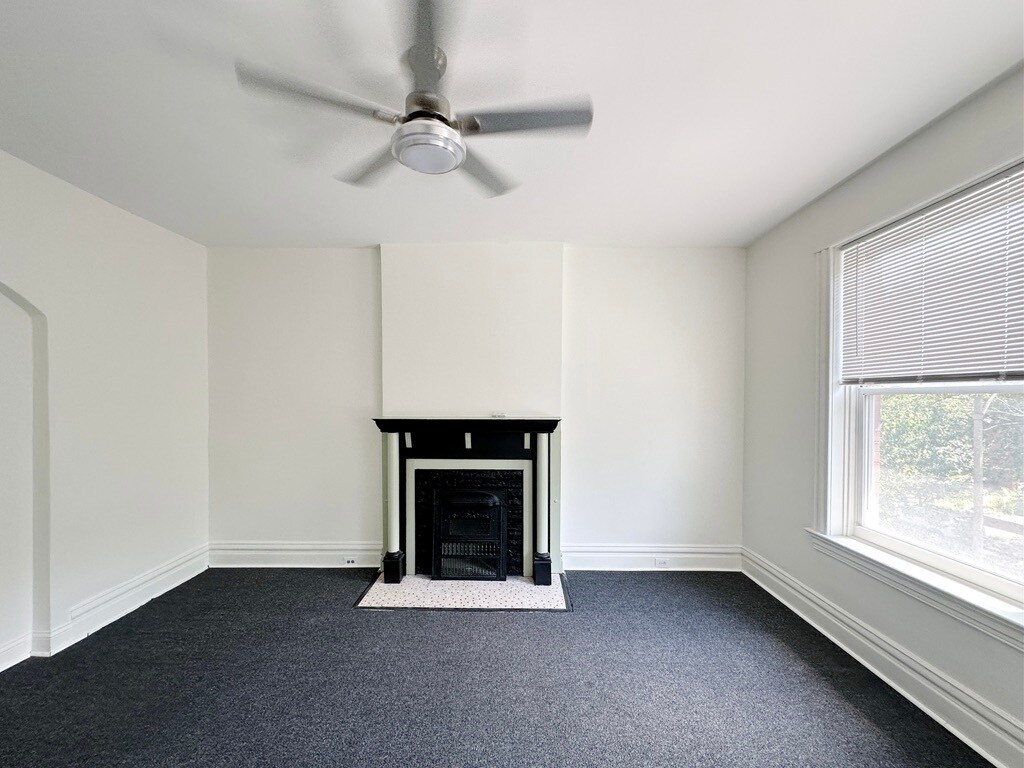 Building Photo - 4167 Botanical Ave