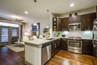 Building Photo - Get Up to 6 Weeks of Rent FREE – Act Fast!