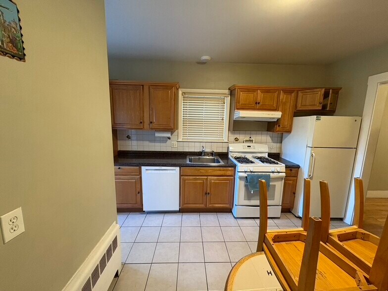 Building Photo - 24 Washington Ave