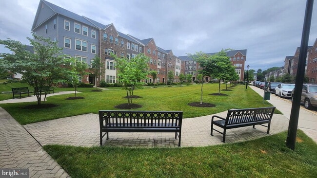 Building Photo - "Charming Lanham Townhome: 2 Bed, 2.5 Bath...