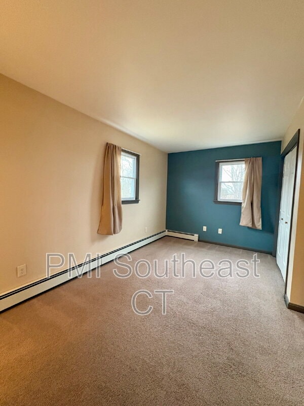 Building Photo - 49 Deer Ridge Rd