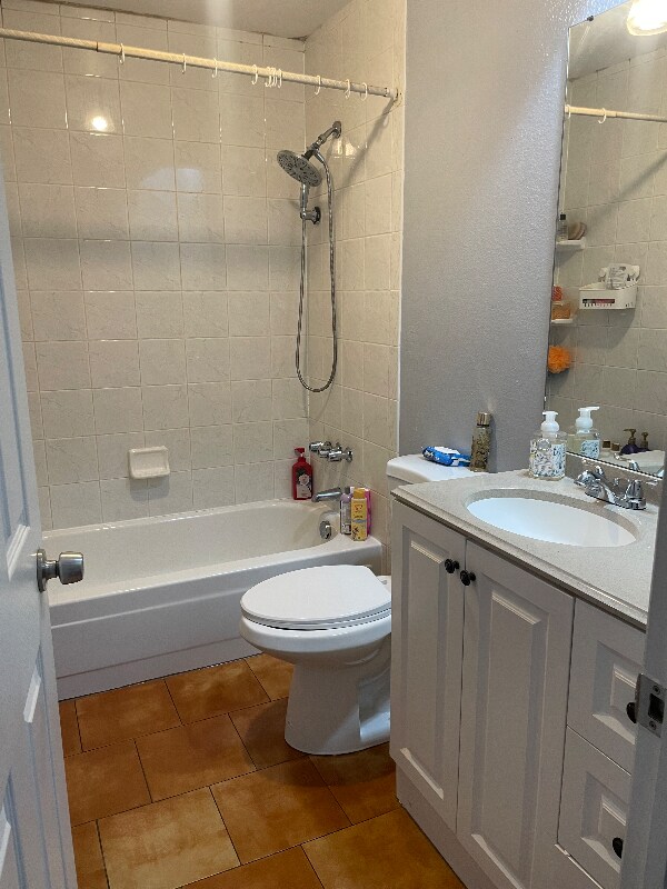 Building Photo - 8128 Washington St