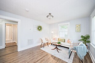 Building Photo - 403 Polk St