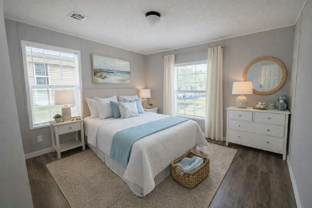 Building Photo - 1866 Windy Ave