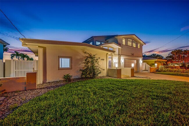 Building Photo - 540 59th Ave