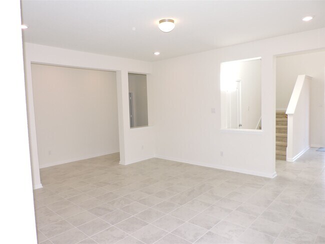 Building Photo - 1122 Epworth Ct.