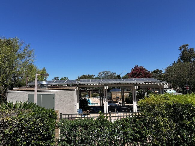 Building Photo - 966 Sheffield Dr
