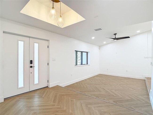 Building Photo - 13211 Pleasant Hill Farm Rd