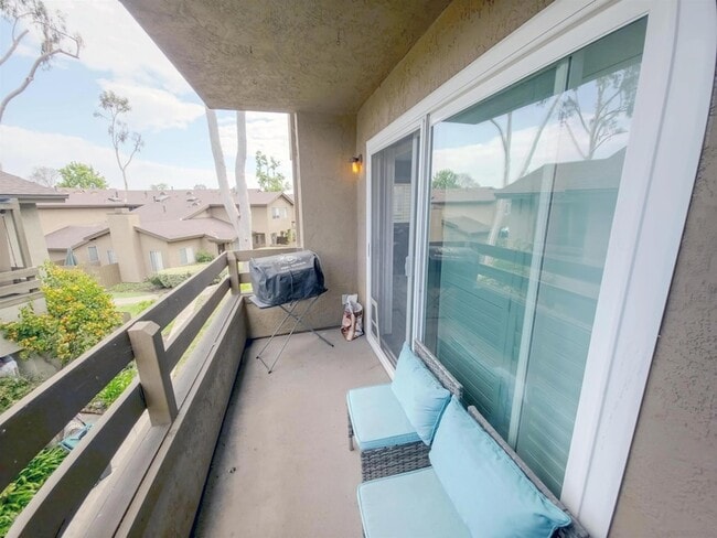 Building Photo - 8640 Mission San Carlos Dr