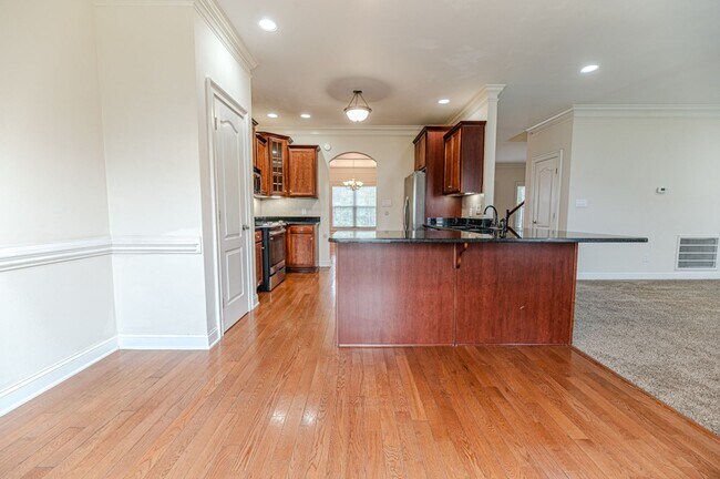 Building Photo - Perfectly Located 4-Bedroom Home Minutes from I-295, Hope Mills & Fort Bragg!