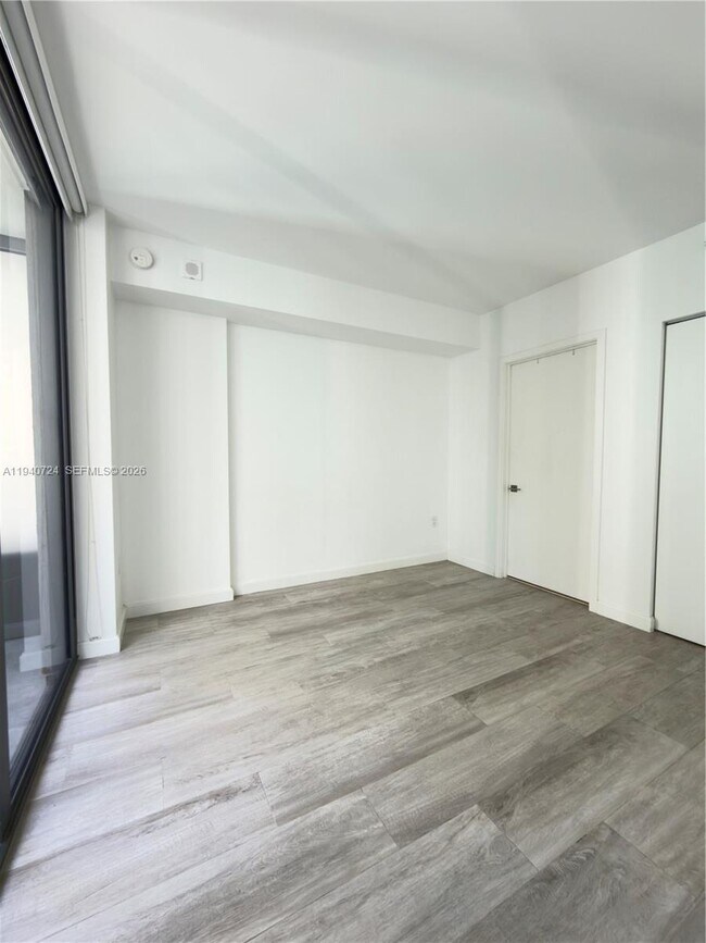 Building Photo - 55 SW 9th St