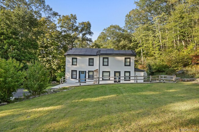 Building Photo - 1302 NY-22