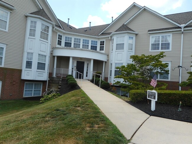 Building Photo - 104 Bayland Dr