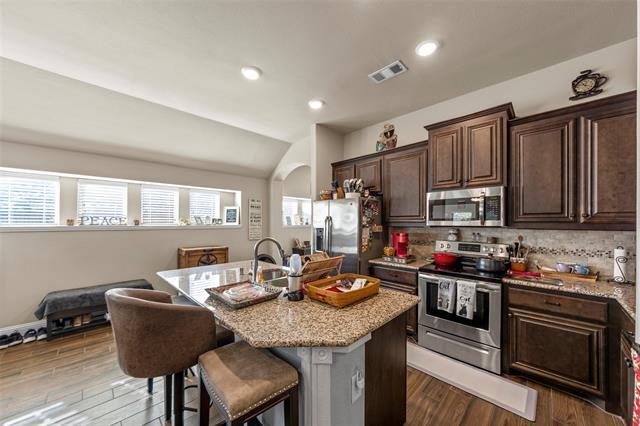 Building Photo - 652 Cottage Pl