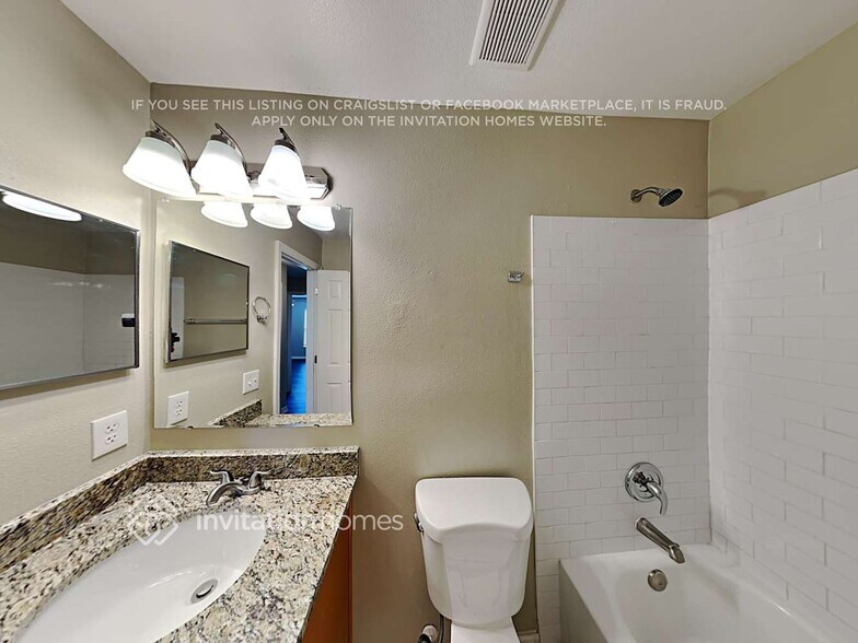 Building Photo - 10504 Opus Dr