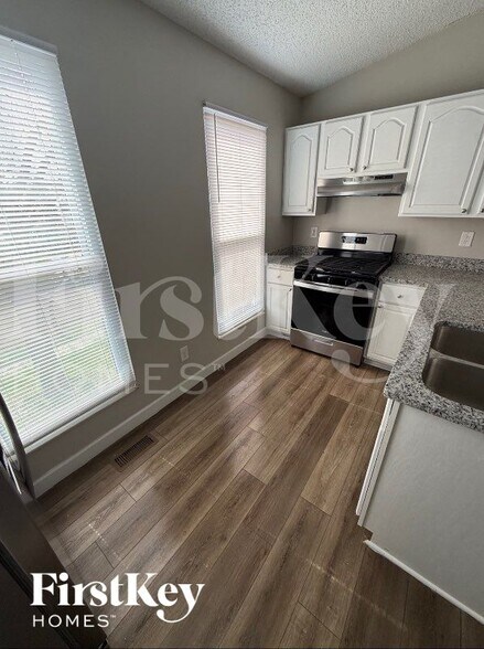 Building Photo - 5216 Frisco Dr