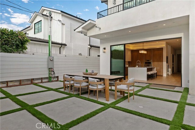 Building Photo - 4532 Katherine Ave