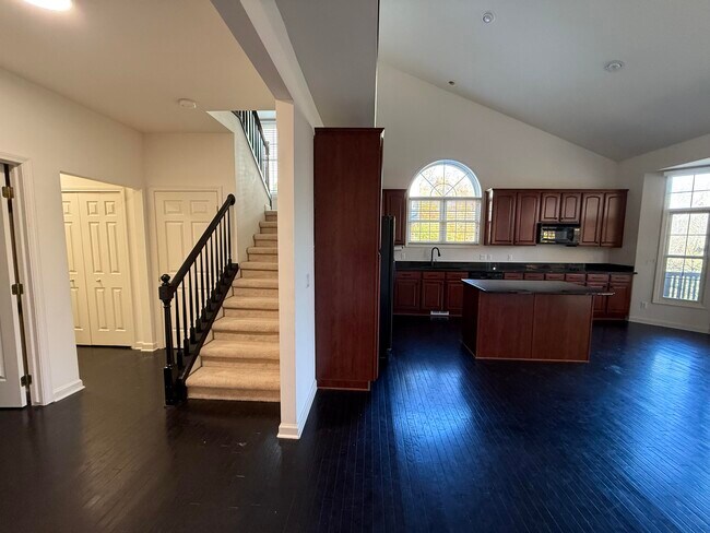 Building Photo - 18145 Shoreline Ct