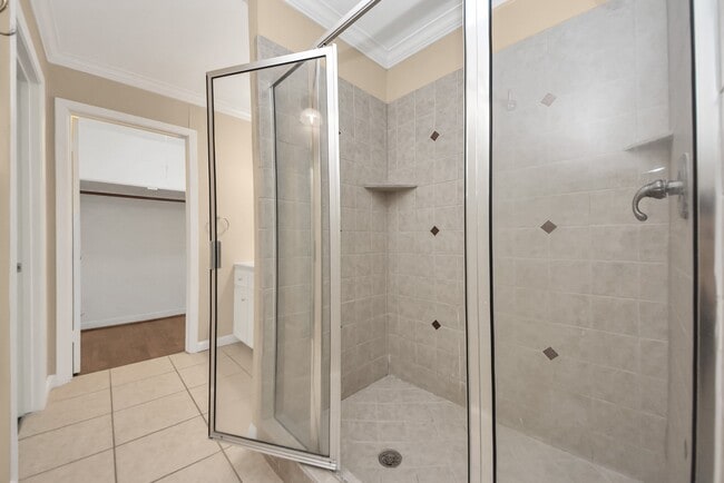 Building Photo - 4422 Nenana Dr