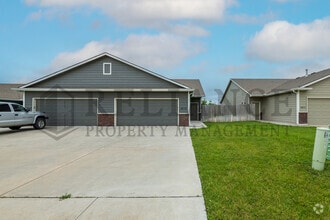 Building Photo - 1615 E Horstmann Ct