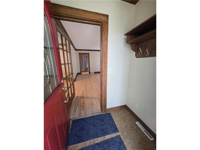 Building Photo - 5317 Abbott Ave S