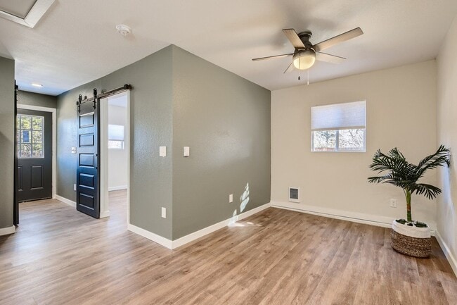 Building Photo - 7770 S Kit Carson Dr