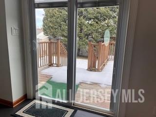 Building Photo - 12 Burlew Pl