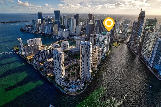 Building Photo - 901 Brickell Key Blvd