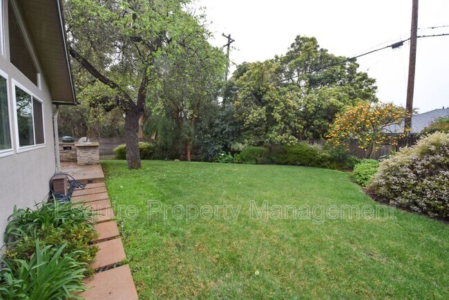 Building Photo - 4355 Whittier Ct
