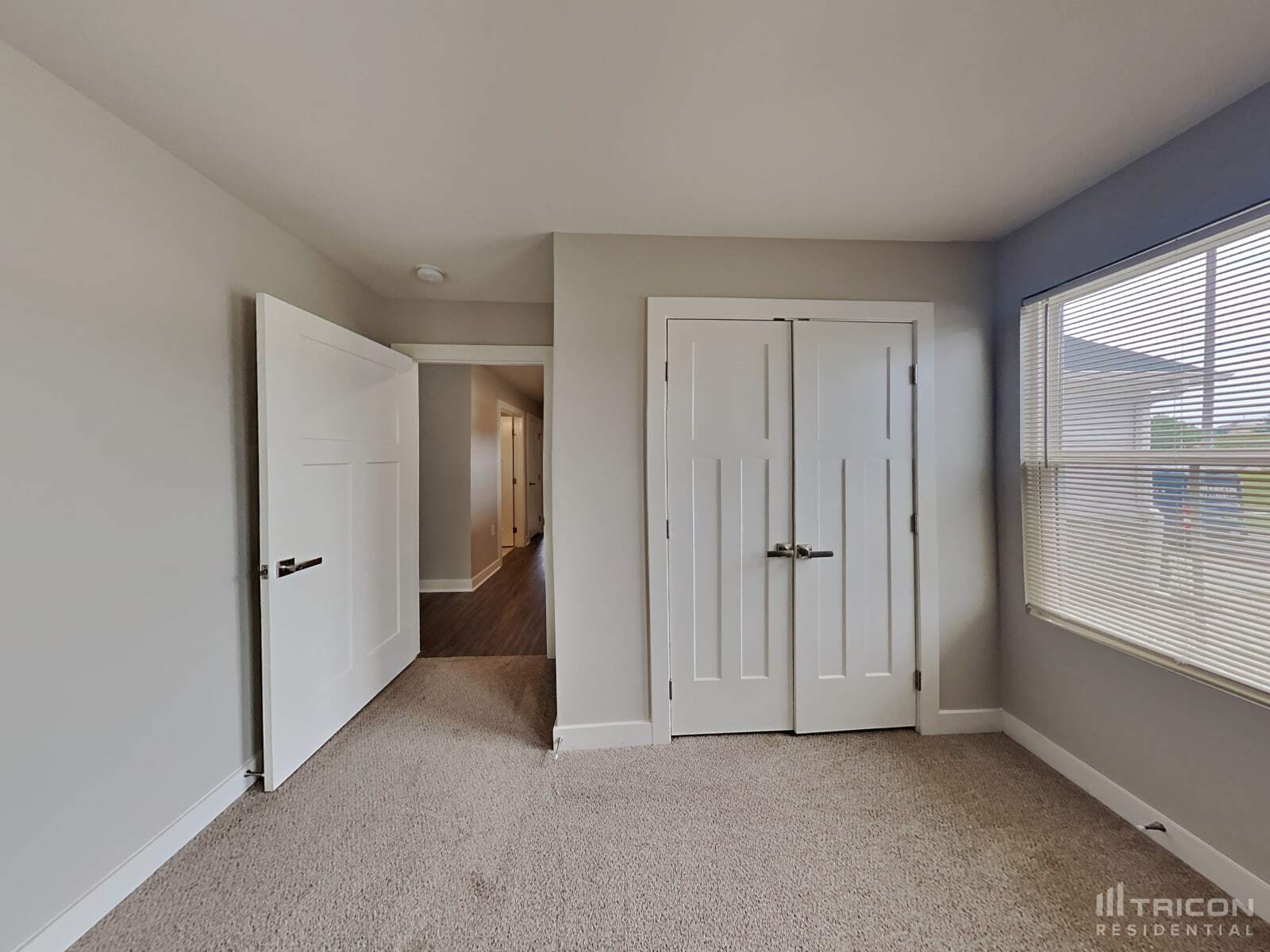 Building Photo - 215 Wellwood Way