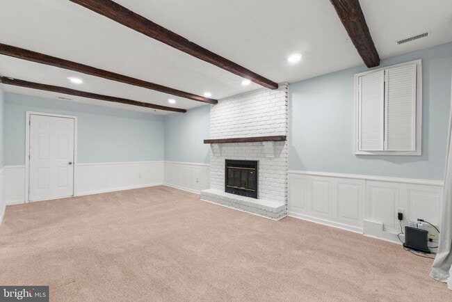 Building Photo - 1578 Yeakel Way