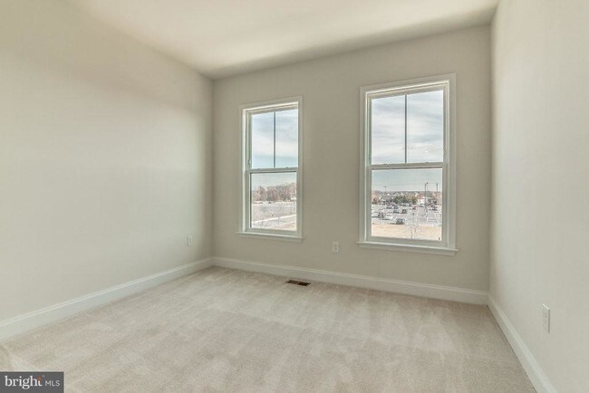 Building Photo - 22589 Amendola Terrace