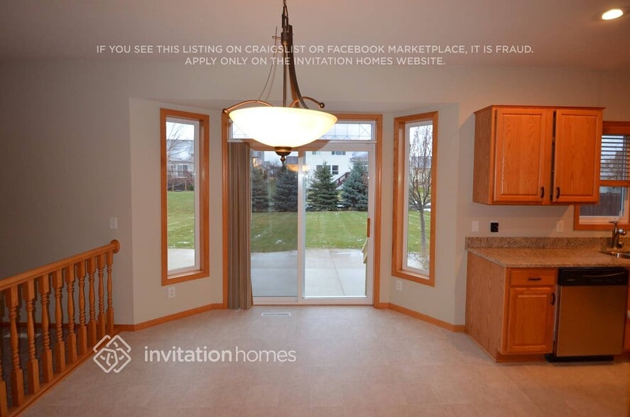 Building Photo - 7006 Cambridge Rd