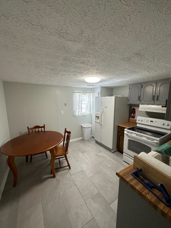 Building Photo - 4458 Tarragon Ln