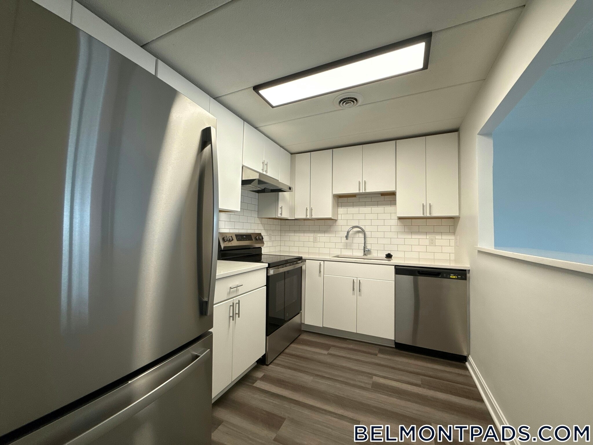 Building Photo - 55 Hill Rd