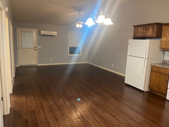 Building Photo - 3812 Charlie Moran Hwy