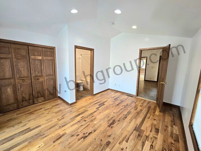 Building Photo - Washer & Dryer Now Provided