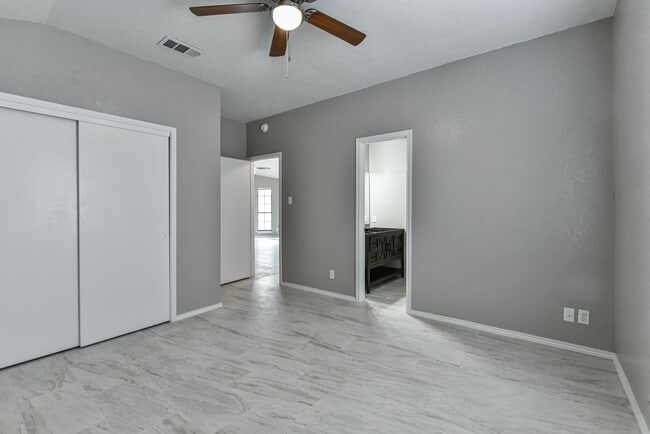 Building Photo - Stunning 4-Bedroom Home in Temple, TX