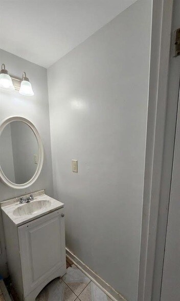 Building Photo - 3083 Claiborne Dr NW