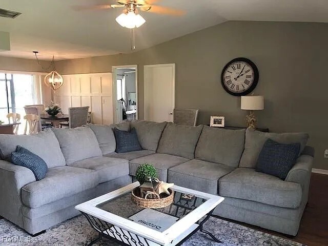 Building Photo - 2321 SE 5th Ct