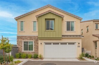 Building Photo - 963 Longhorn Wy