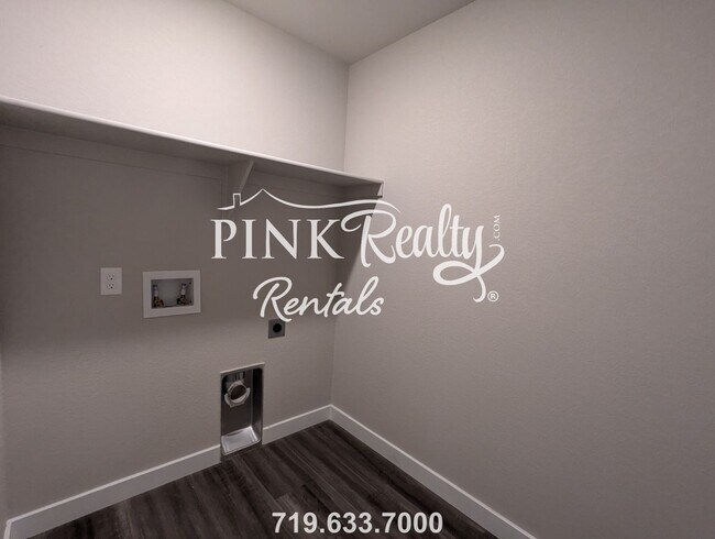 Building Photo - 6259 Godwit Ln