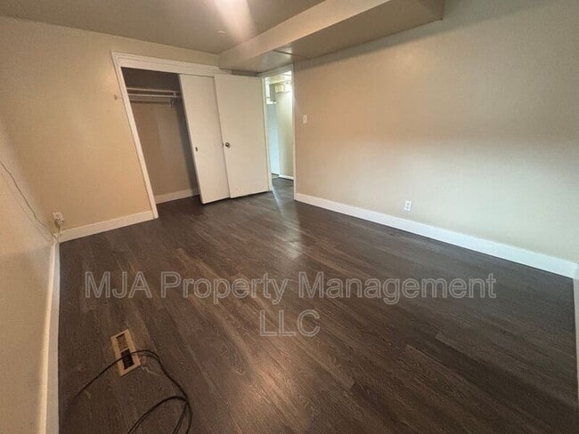 Building Photo - 740 Wasatch St.